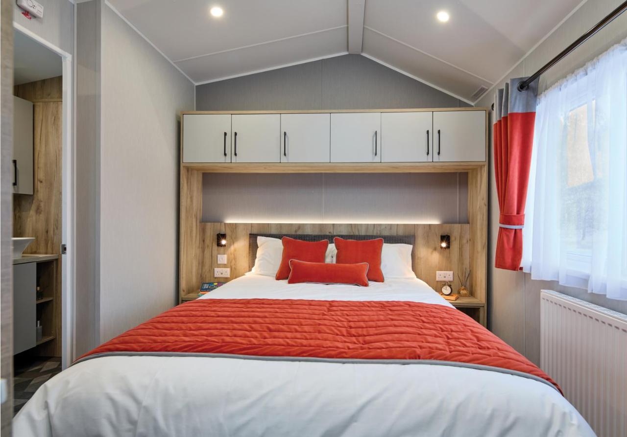 Elite Holiday Caravan บาสเซนธ์เวท ภายนอก รูปภาพ